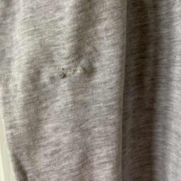 $9 Cherokee Men's Short Sleeve Henley T-Shirt. Size 2XL in Lt. Gray - New - Picture 4 of 5